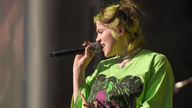 Billie Eilish erklärt #ClimateEmergency